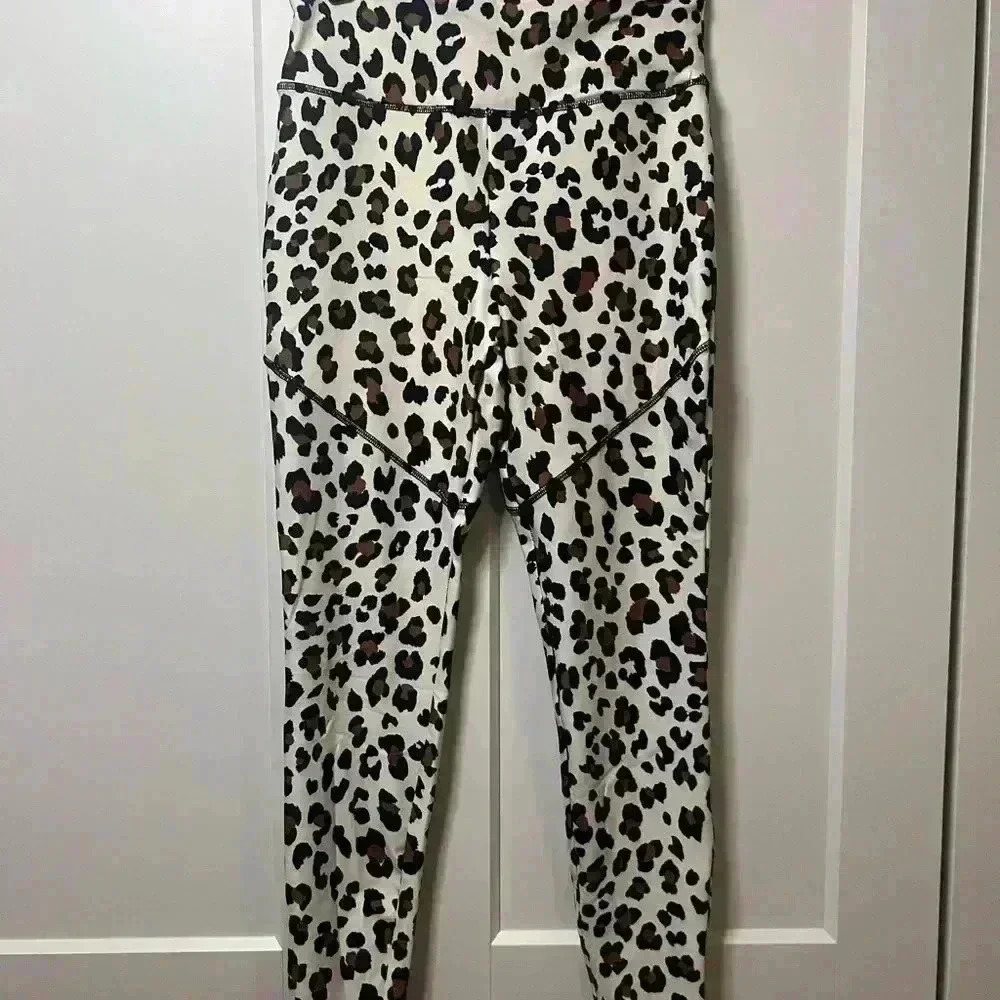 Forever 21 Animal Print Leggings